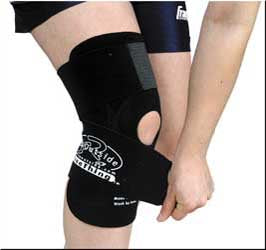 R.U. OUTSIDE KNEETHING SUPPORT BLACK MEDIUM 20212
