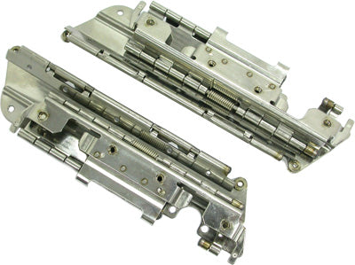 HARDDRIVE SADDLEBAG RIGHT SIDE LATCH/EA 302453