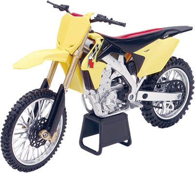 NEW-RAY DIE-CAST REPLICA SUZUKI RMZ450 2014 1:12 PART# 57643